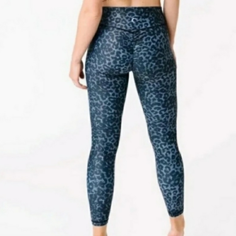ZYIA Stone Leopard Scrunchy Light n Luxe 7/8 24" Leggings Sz 6-8 Blue Black Yoga